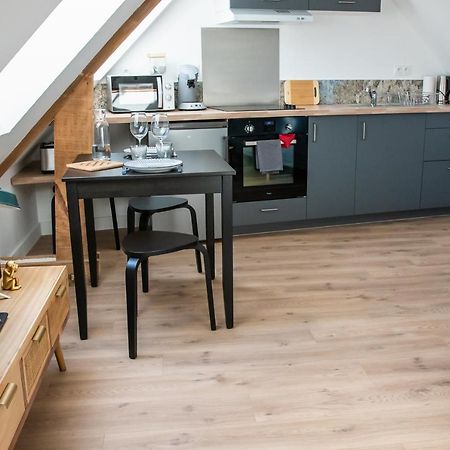 Confortable T1Bis Renove, Au Coeur D'Un Bourg Calme La Chapelle-Neuve  Bagian luar foto