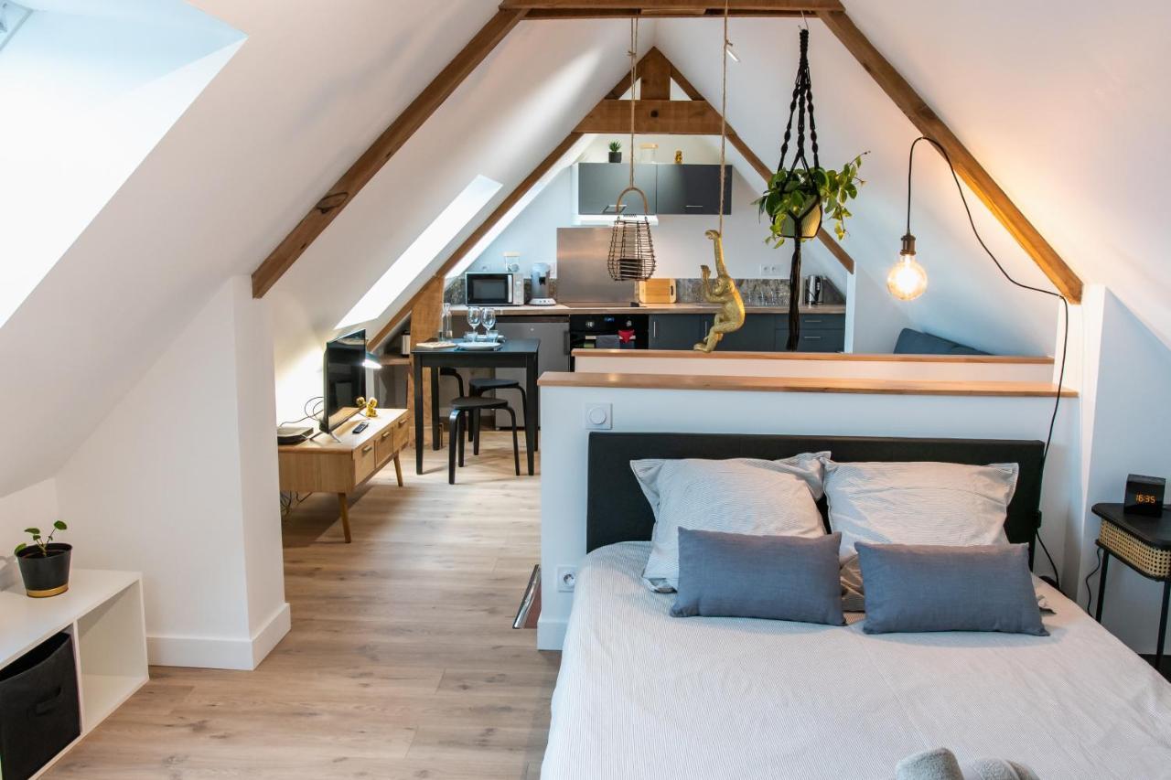 Confortable T1Bis Renove, Au Coeur D'Un Bourg Calme La Chapelle-Neuve  Bagian luar foto